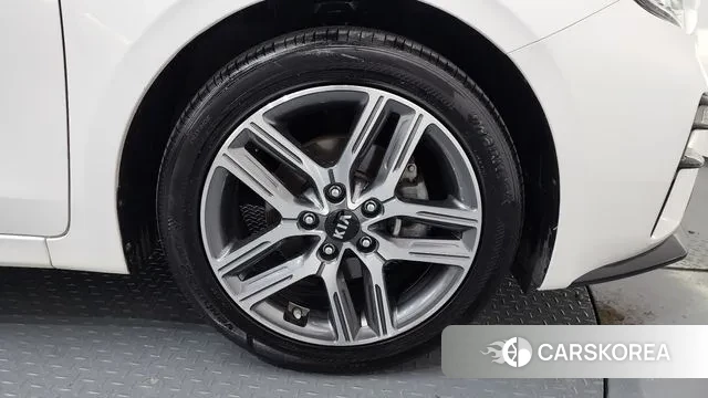 Kia Come New K3 id 3779253 из Кореи 15