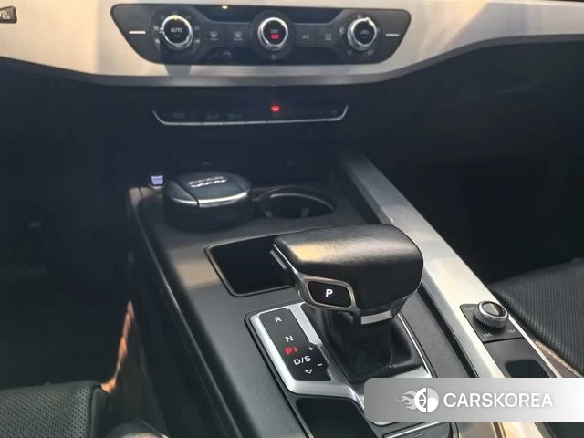 Audi A4L id 4278469 из Китая 11