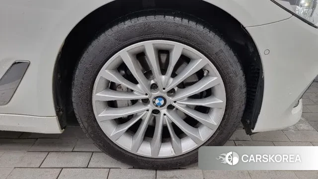 BMW 5 Series (G30) id 3071707 из Кореи 15