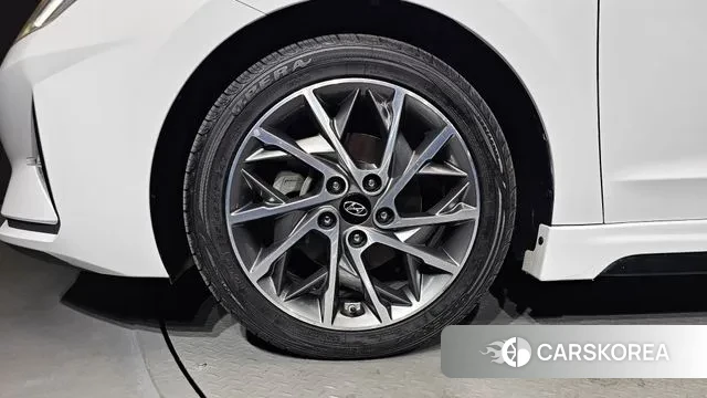 Hyundai The New Avante AD id 3434380 из Кореи 15