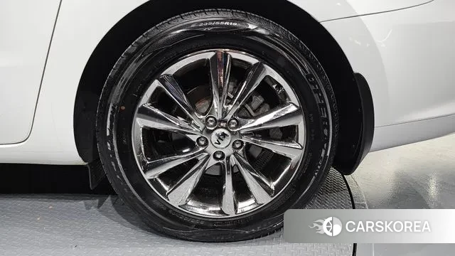 Kia The New Carnival id 3578502 из Кореи 15