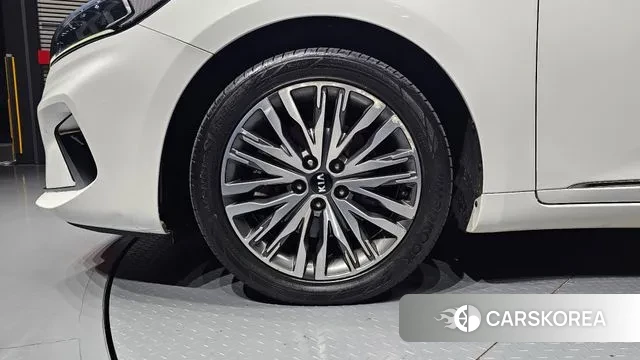 Kia K7 Premier id 3296727 из Кореи 15