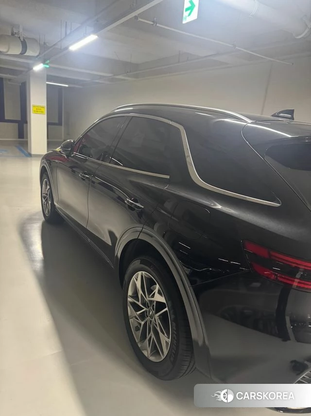 Genesis GV70 id 3904364 из Кореи 8