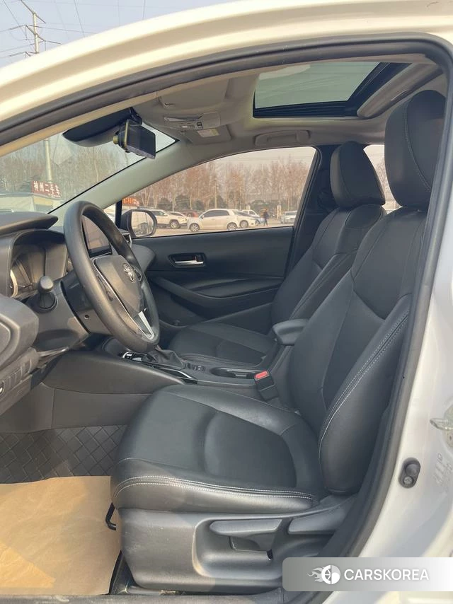 Toyota Corolla id 4207707 из Китая 14