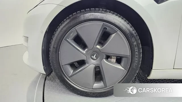 Tesla Model 3 id 3306646 из Кореи 15