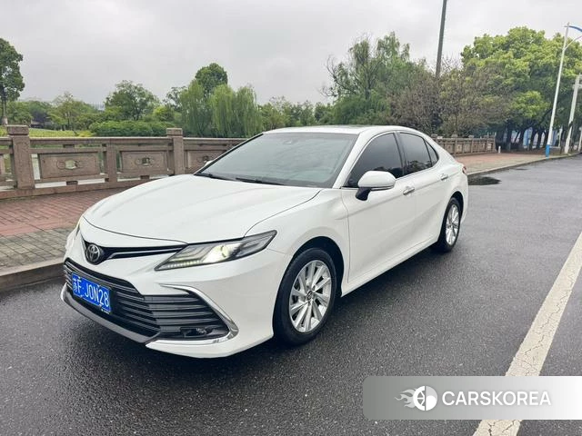 Toyota Camry 2022 Белый из Китая, фото 5