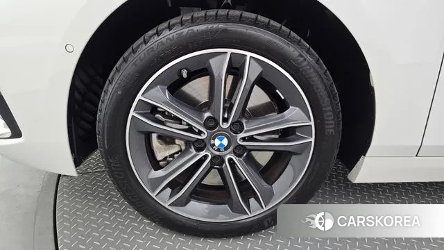 BMW 1 Series (F40) id 3207108 из Кореи 15