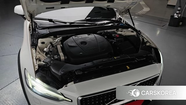 Volvo V60 Cross-Country 2nd Generation id 4224935 из Кореи 32