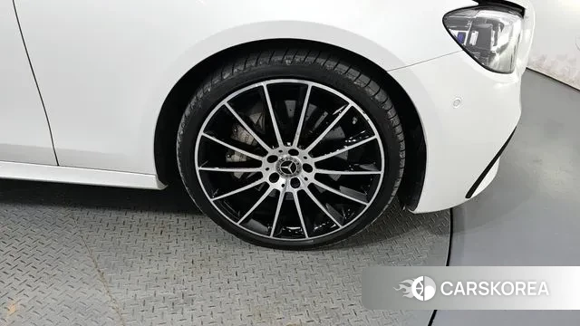 Mercedes-Benz E-Class W213 id 3327761 из Кореи 15
