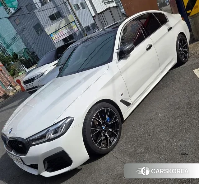 BMW 5 Series (G30) 2020 Белый из Кореи, фото 5