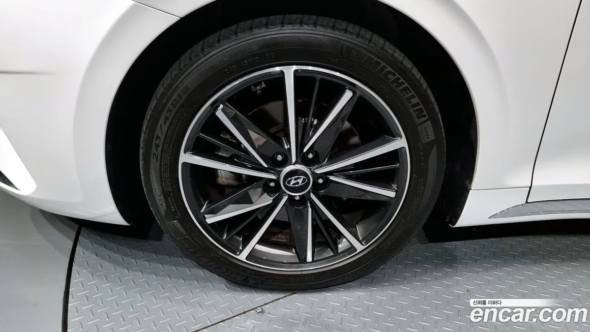 Hyundai The New Grandeur IG id 2092747 из Кореи 14