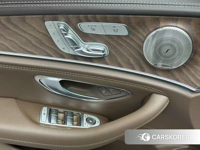 Mercedes-Benz E-class id 4299514 из Китая 10