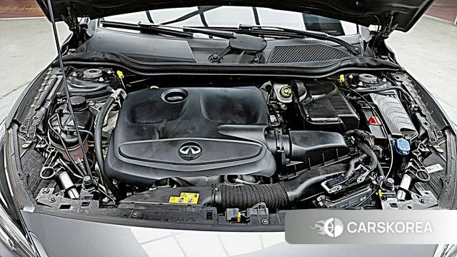 Infiniti Q30 id 4203627 из Кореи 15