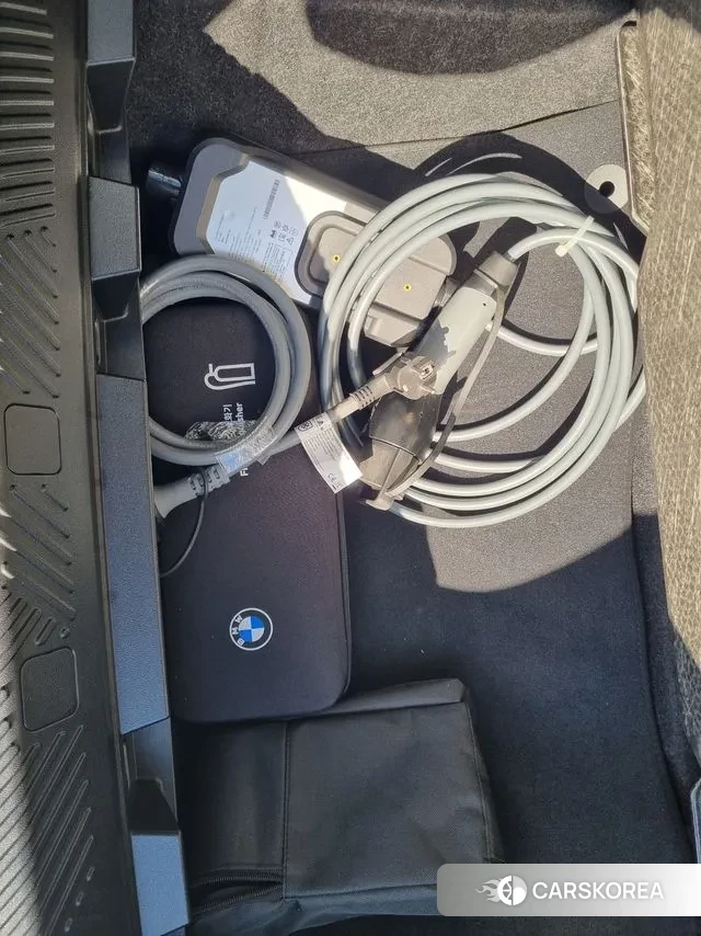 BMW i5 (G60) id 3599422 из Кореи 15