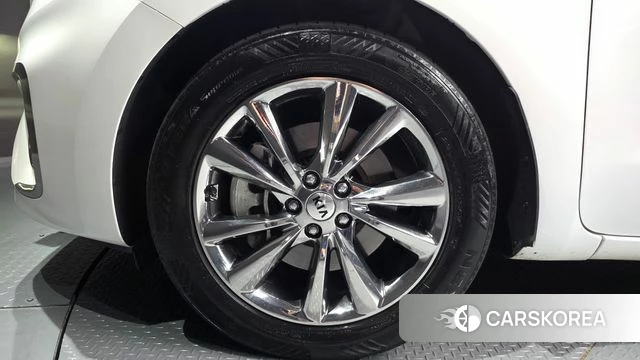 Kia The New Carnival id 4693477 из Кореи 33