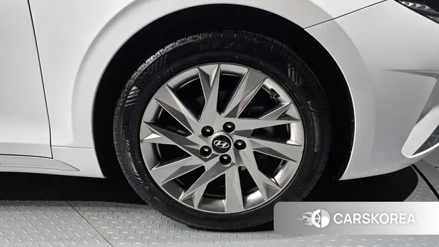 Hyundai The New Grandeur IG Hybrid id 3646416 из Кореи 15