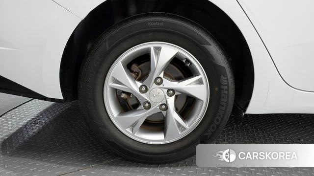 Hyundai Avante (CN7) id 4187876 из Кореи 15