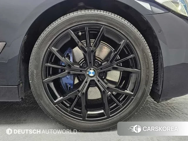 BMW 5 Series (G30) id 3771951 из Кореи 15