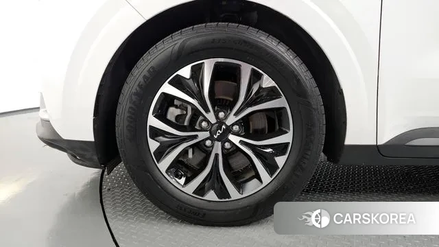 Kia Carnival 4th generation id 3054220 из Кореи 15