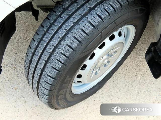 Hyundai The New Grand Starex id 4594802 из Кореи 10