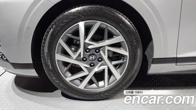 Hyundai Grandeur Hybrid (GN7) id 2646507 из Кореи 15