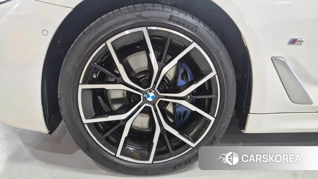 BMW 5 Series (G30) id 3936072 из Кореи 15