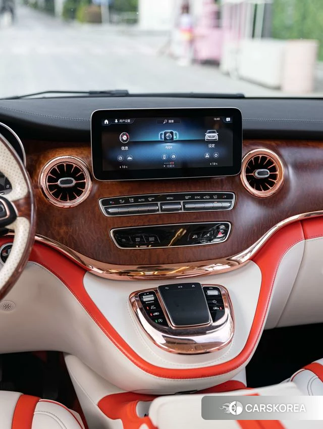 Mercedes-Benz V-class id 4348930 из Китая 21