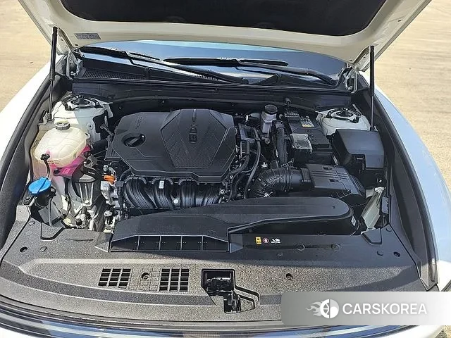 Hyundai Grandeur (GN7) id 2915360 из Кореи 15