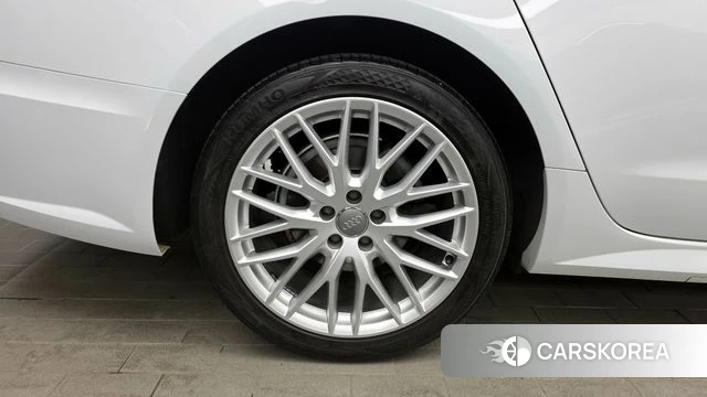 Audi New A6 id 4233161 из Кореи 27