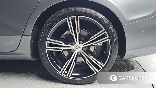 Volvo S60 3rd generation id 3631188 из Кореи 15