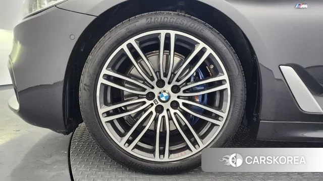 BMW 5 Series (G30) id 3666423 из Кореи 15