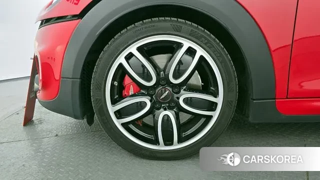 Mini Cooper S id 3631881 из Кореи 15