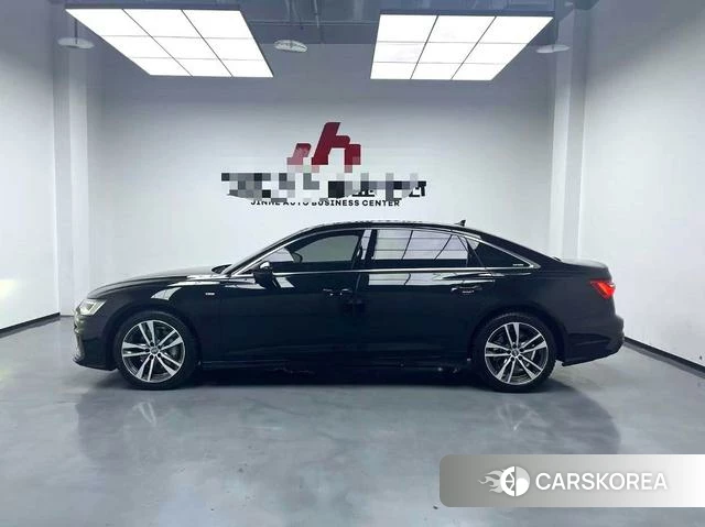 Audi A6L 2022 Черный из Китая, фото 5