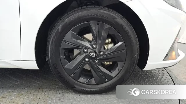 Hyundai Avante (CN7) id 3680339 из Кореи 15