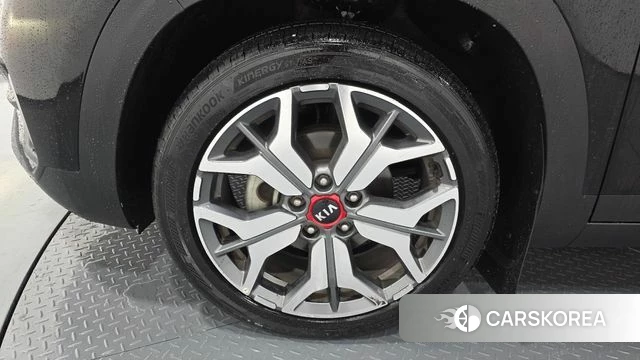Kia Seltos id 4285110 из Кореи 29