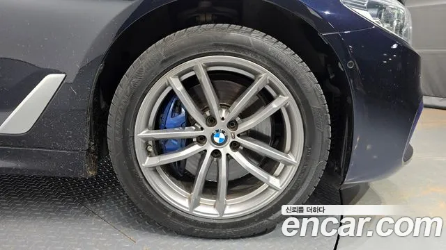 BMW 5 Series (G30) id 2808770 из Кореи 15