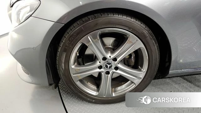Mercedes-Benz E-Class W213 id 3966573 из Кореи 15