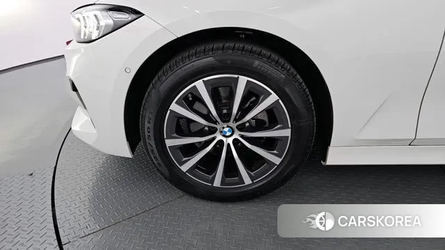 BMW 3 Series (G20) id 3316277 из Кореи 15