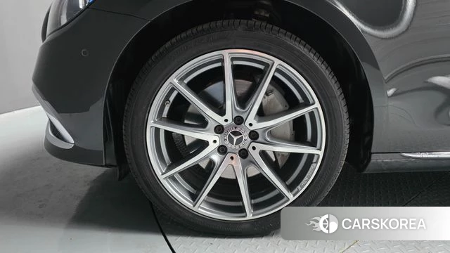 Mercedes-Benz E-Class W213 id 4231299 из Кореи 28