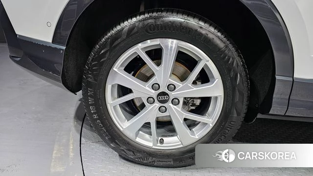 Audi Q3 (F3) id 4302838 из Кореи 27