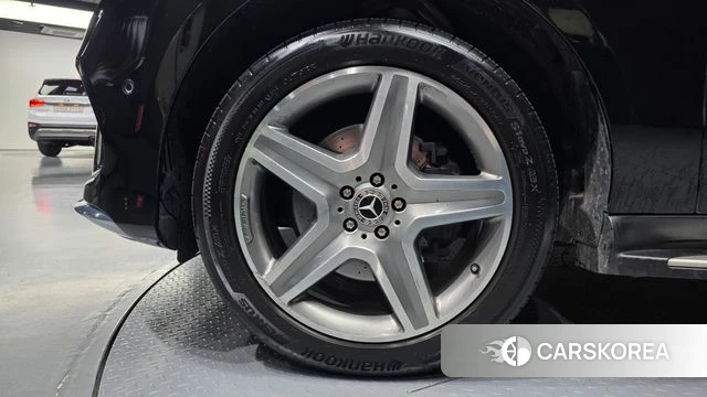 Mercedes-Benz GLE - Class W166 id 4203804 из Кореи 15