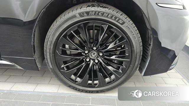 Lexus LS500h 5th generation id 3873815 из Кореи 15