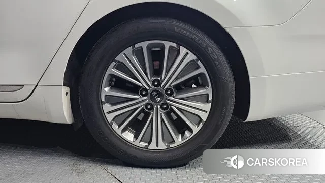 Kia K7 Premier Hybrid id 3687262 из Кореи 15