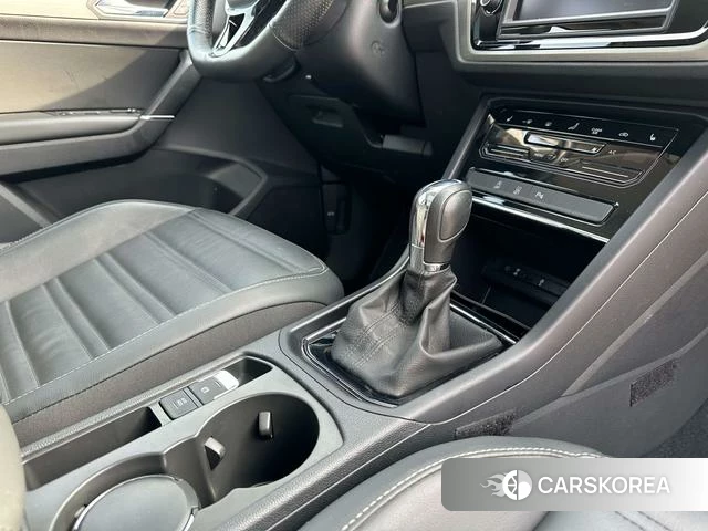 Volkswagen Touran L id 4359544 из Китая 22