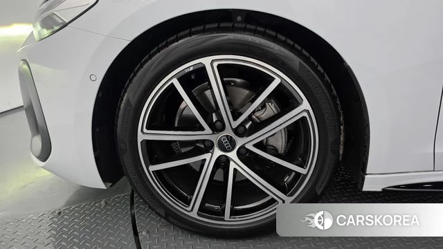 Audi A5 (B10) id 4664810 из Кореи 29