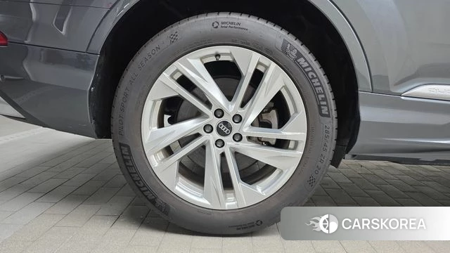 Audi Q7 (4M) id 4872197 из Кореи 28