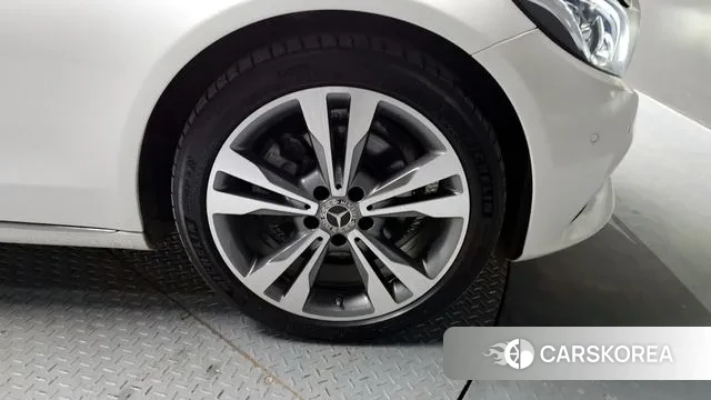 Mercedes-Benz C-Class W205 id 3460348 из Кореи 15