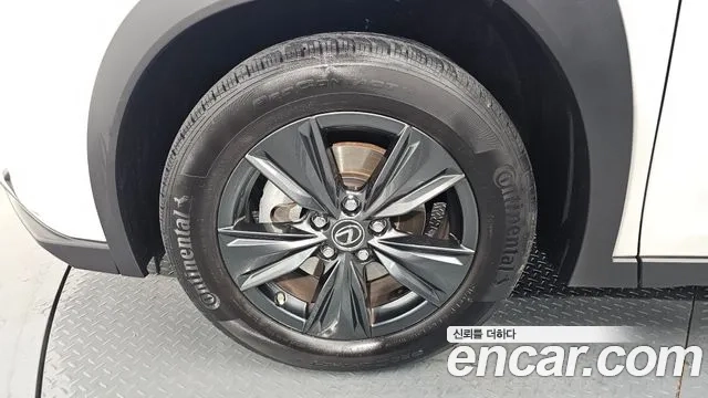 Lexus UX250h id 2873668 из Кореи 15