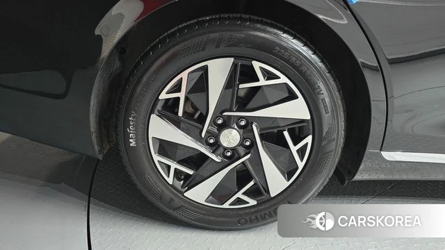 Hyundai The New Grandeur IG Hybrid id 3954612 из Кореи 15