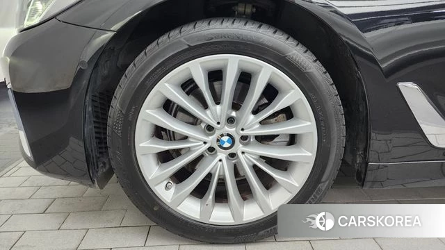 BMW 5 Series (G30) id 4637096 из Кореи 27